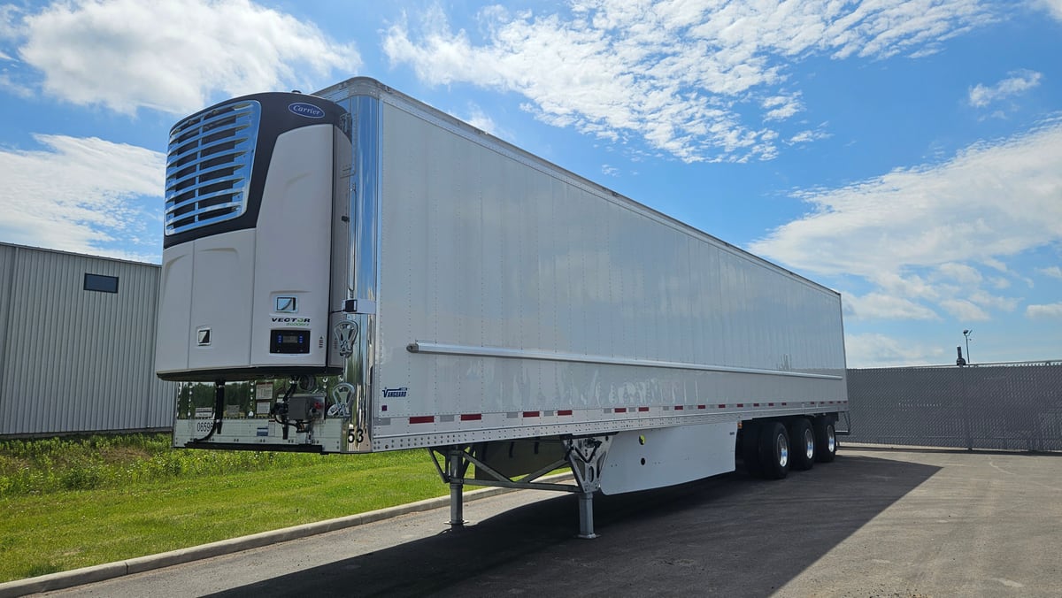 Vanguard refrigerated trailer with Carrier Vector reefer unit
